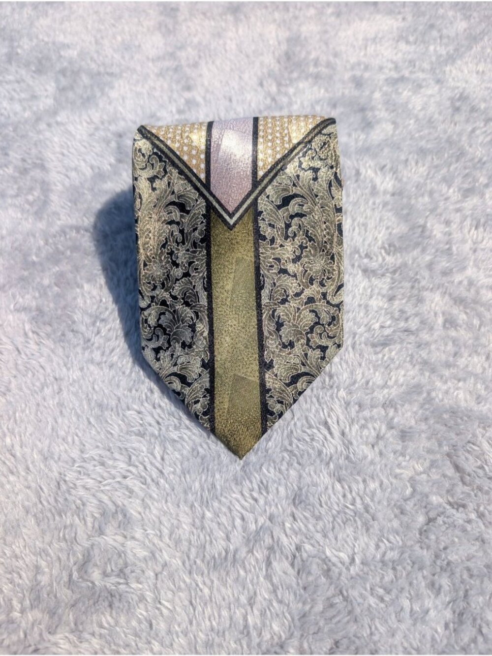 Daniel Ellissa Mens Floral Paisley Tie In Gold & Black - Made In Korea
